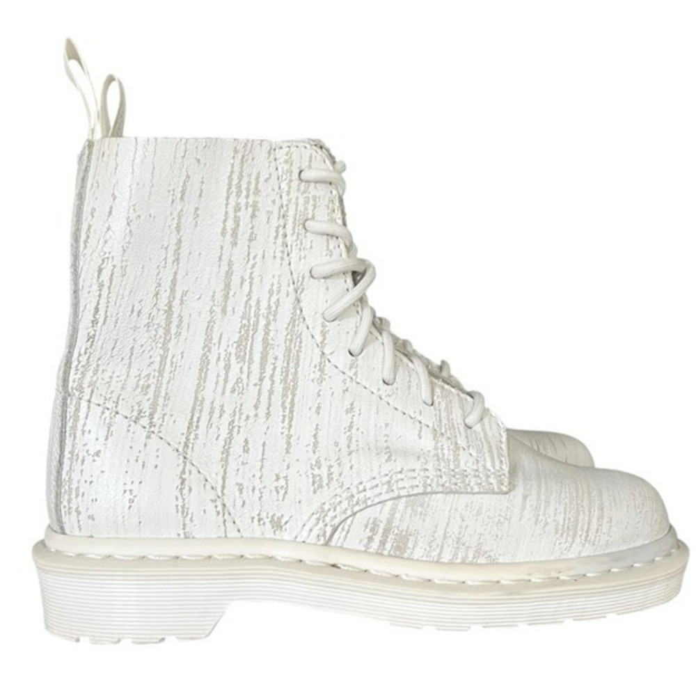 Dr Martens Pascal White Textured Leather Platform Boots Womens Size 6 US